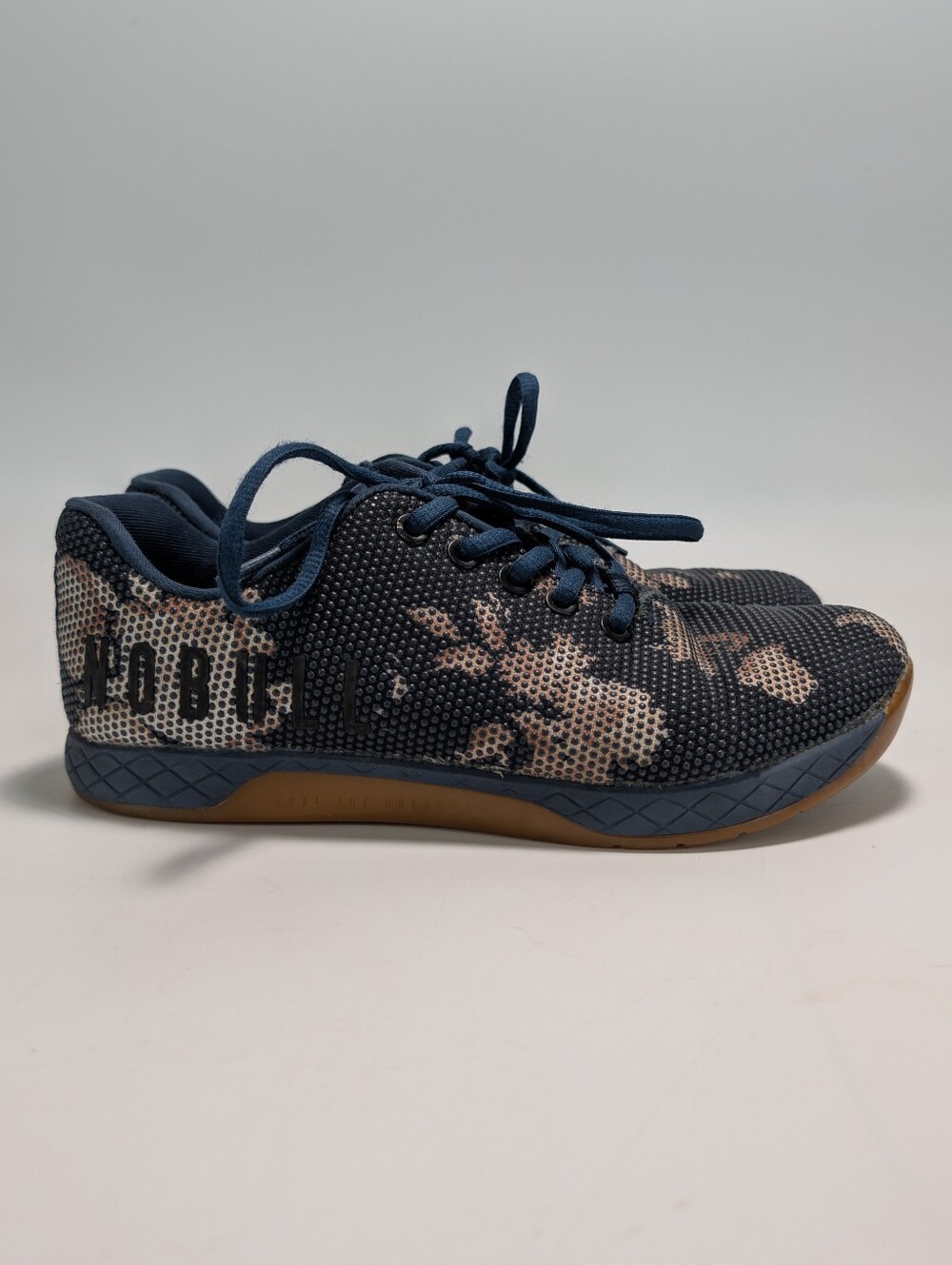 NoBull Outwork Unisex SuperFabric Strength Trainer Blue Floral Low Shoes